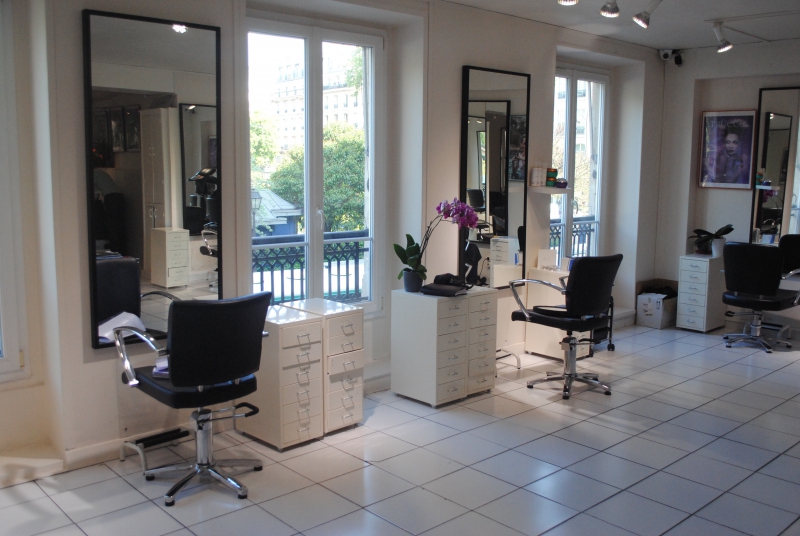 salon-coiffure-SPERACEDES-min_floor-home-office-property-living-room-room-781228-pxhere.com